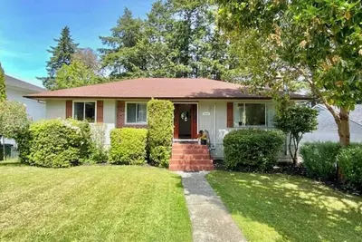 Image de 3 Br home on cul-de-sac, 5 min from UVic campus, 3-month rental, June-Aug 2026