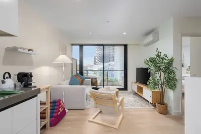Image de Chic South Yarra Stay with Balcony Pool Sauna Gym