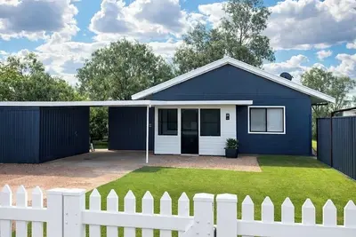 Image de Renovated Family sized Retreat with everything you need.