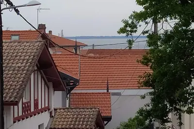 Image de Grand appartement 62m2 150m plage, port, commerces, piste cyclable