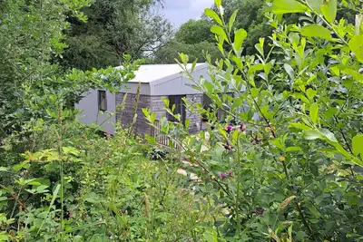 Image de Utterly Secluded Retreat in Nature Lake Views Hot Tub Private Setting Exmoor 7m