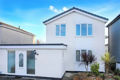 Image de Penrhos Walks modern & spacious 4 bed detached close to Penrhos Nature reserve
