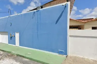Image de Casa ampla com garagem, portão automatico a 3 km da praia e centro comercial,