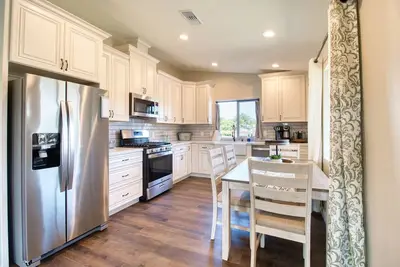 Image de Newly Built 2 Bed 1 Full Bath on 1 acre in a peaceful area of Riverside Ca.