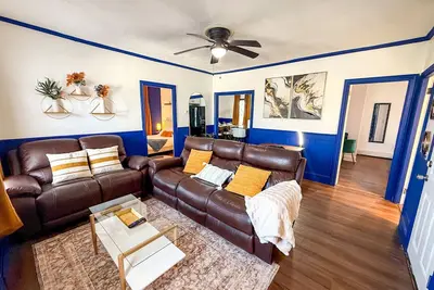 Image de Providence Royal Maisonette Free Parking + Game Room