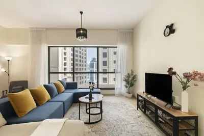 Image de Elysian Marina View – Stylish 2br Retreat in Jbr | Dubai Marin