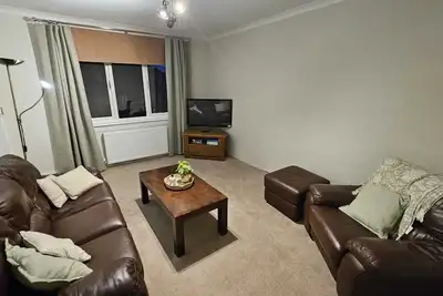 Image de Spacious Flat in Coatbridge, Glasgow & Edinburgh train connections