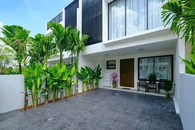 Image de 3br Townhouse Near Bangtao Beach | Capital Pro