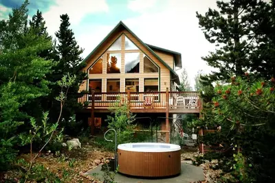 Image de Secluded Family Cabin with a Hot Tub in the Rocky Mountains near Denver, Colorado