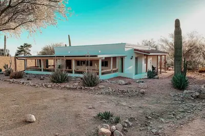 Image de Luxury Vacation Rental in the Valley of the Sun Ideal for Weekend Trips from Phoenix.