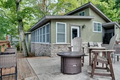 Image de Spacious Lakefront Vacation Rental for an Unforgettable Family Getaway in the Finger Lakes near Burdett, New York
