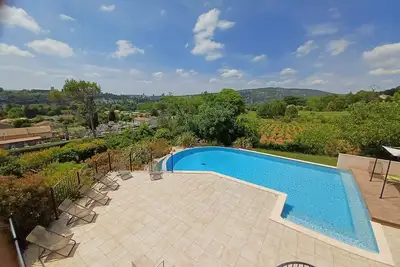 Image de Appartement « Résidence Château Saint Martin » avec balcon, Wi-Fi et climatisation