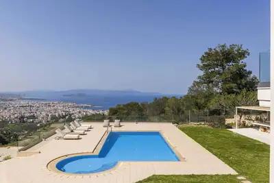 Lithea Seaview Villa & Estate