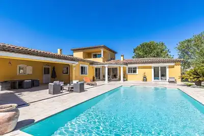 Image de Villa provençale avec piscine à Vence