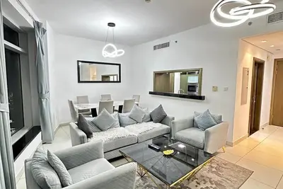 Image de Elegant 2br in Downtown Dubai  Skyline Views  Pool Gym
