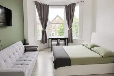 Image de Modern Self-Contained Studios near Alexandra Palace & Wood Green
