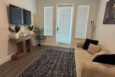 Image de Modern and Upscale 1 Bedroom- At&T Stadium