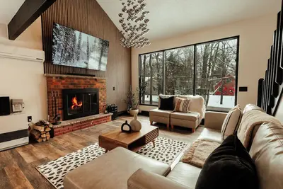 Image de Cozy & Modern 4br Getaway- Perfect for Families & Friends