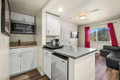Image de Tahoe Mountain Escape - Cozy 1br/1ba, Epic Views & Adventure Nearby