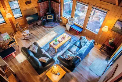 Image de Hideaway Haven : Blue Lake Springs Retreat, Ac, Lake & Pool Access, Dog-Friendly