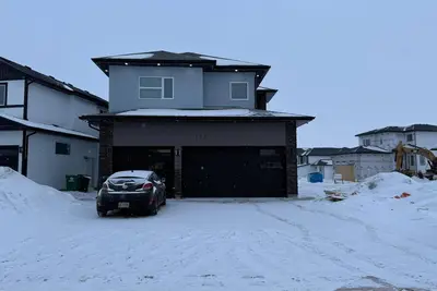 Image de Crisp & Connected: Newly Finished 2br Family Home