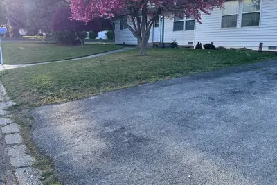 Image de Lovely, quiet, and peaceful 2-bedroom home in West Yakima.