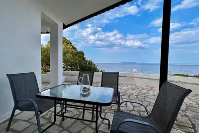 The Coastal Garden Residence