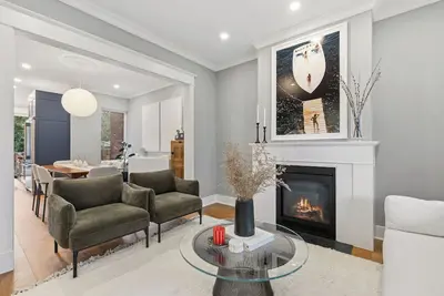 Image de Charming Roncesvalles Home · High Park · Bmo Field