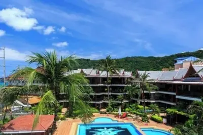Image de 2-bedroom apartment on beach road in Kalim, Patong.
