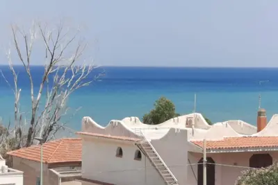 Image de Appartement 'Onde Del Mare' avec vue sur la mer et terrasse
