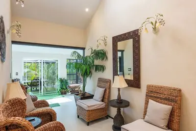 Image de The Pilot House - Private 4-Suite Estate, Sleeps 8