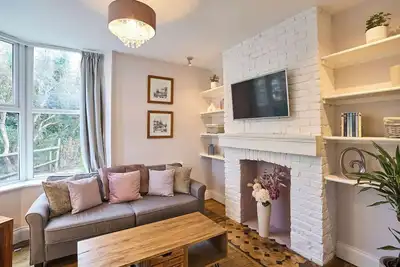 Image de Charming house on a stunning trail, short walk to beach and seaside town