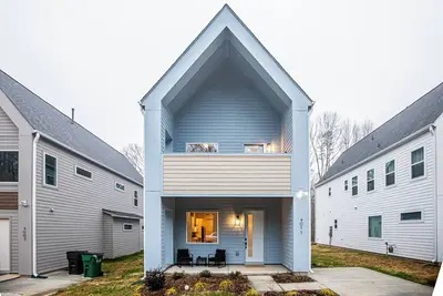 Image de Fabulous 4-bedroom house with Central Ac in charming Charlotte close Unc & NoDa