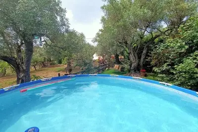 Image de Two Boho Bell Tents for Groups | 6 Guests + Extra Beds | Olive Grove, Calabria