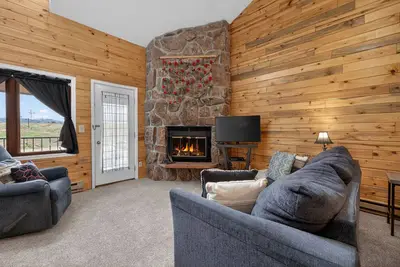 Image de Condo w/ Lock Off Near Granby Ranch, Golf, Fishing