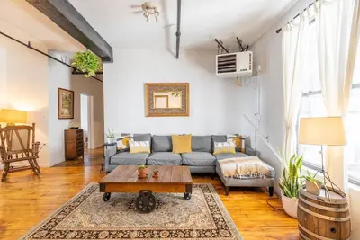 Image de Private 4br Williamsburg Loft : World Cup Groups, Perfect for Match Weeks!