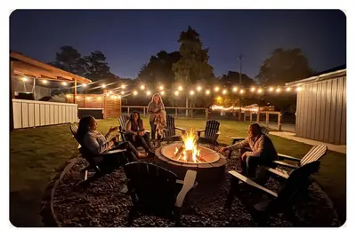 Image de The Marigold- Usc+Hot Tub+Fire Pit+Game Room+Grill+Near Downtown