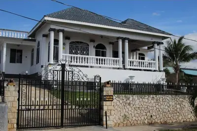 Image de Come on Home to Paradise, Your Montego Bay Escape.