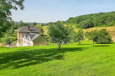 Image de Belle maison à Vauxaillon avec Wi-Fi