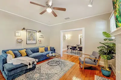 Image de The Peacock House - Vintage Downtown Charm