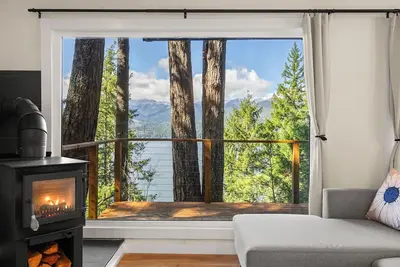 Image de Modern Panoramic Hood Canal 2-bedroom cabin in charming Seabeck