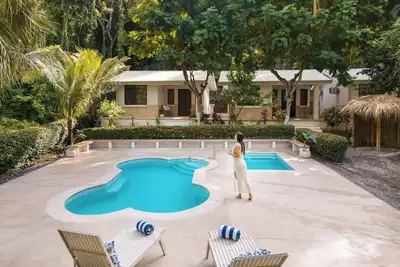 Image de Bungalow Nimbú avec piscines près de Playa Conchal