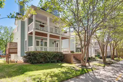 Image de Walk to Mercedes-Benz! Spacious Getaway in Atlanta