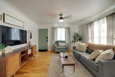 Image de Walkable Apt in Dtwn Caldwell! Near Campus Events