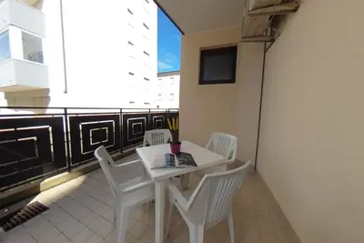 Image de Appartement accueillant dans un quartier magnifique