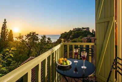 Image de Kyparissia Old Town Lodge with Amazing SeaViews