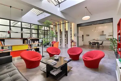 Image de Le Loft – Atelier lumineux au design signature