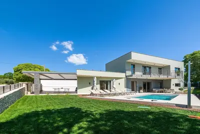 Image de Villa Golden Hill – Discreet Luxury in the Heart of Nature