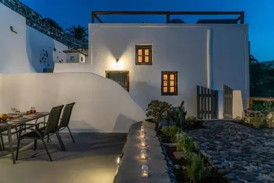 Image de Noelia Suites - Cave by ΜΡS