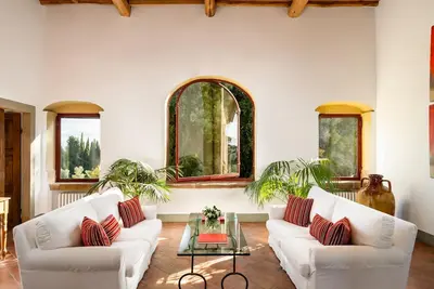 Image de Castellare Corti - Sept Chambres Villa, Couchages 13